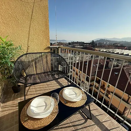 Attico Vista Lago, Relax & Wi-fi إنترا
