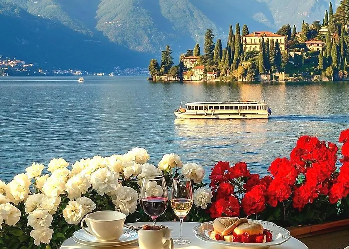 Lejlighed Attico Vista Lago, Relax & Wi-fi *